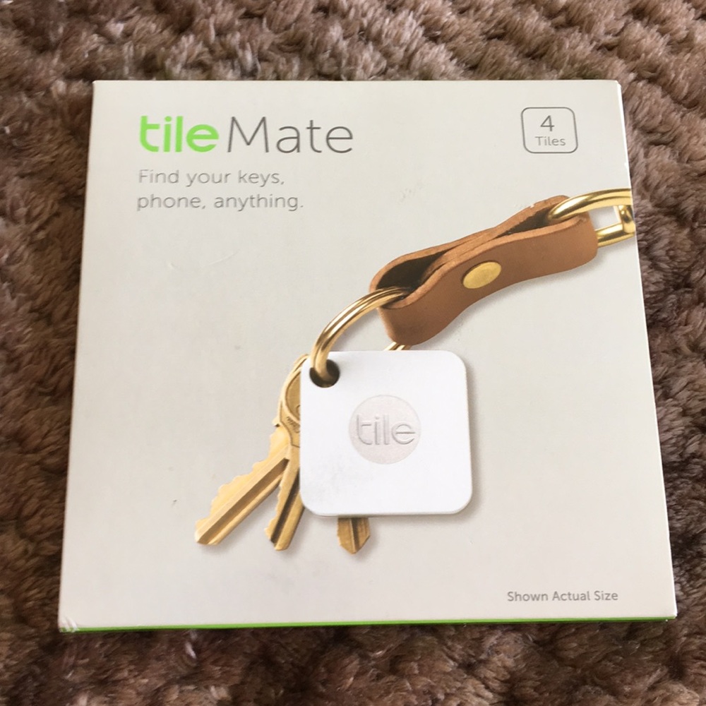 BNIB Tile Mate